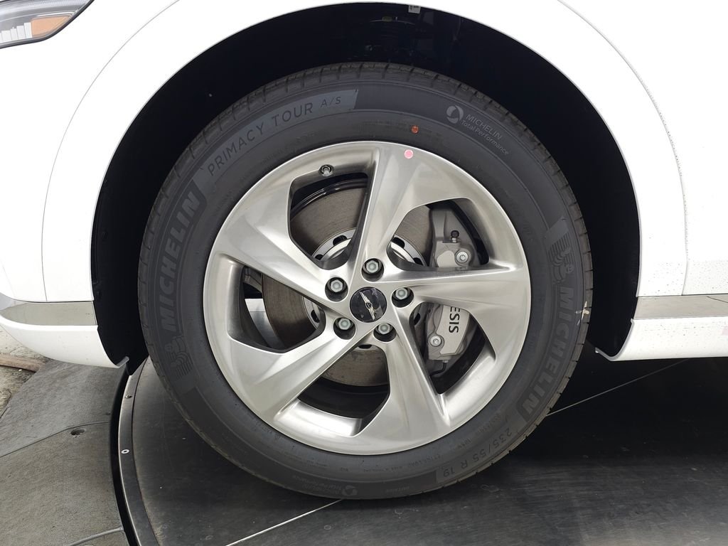 New 2026 Alta White Genesis 2.5T Select image 8