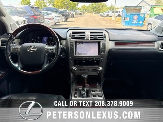 Used 2017  Lexus Luxury image 16