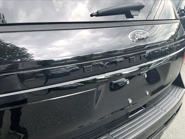 Used 2024 Black Ford Limited image 8