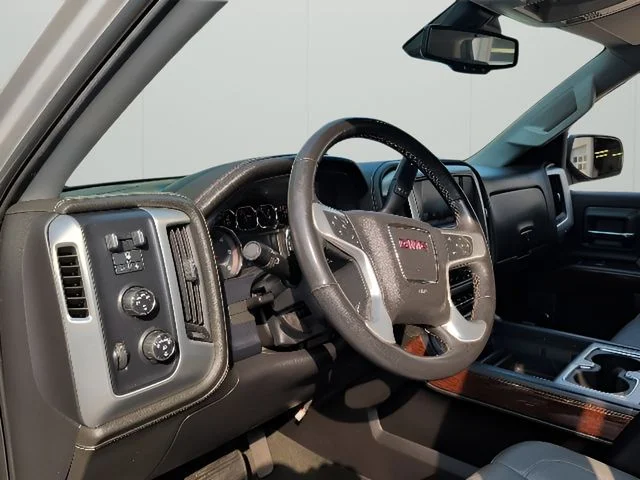 Used 2015 Silver GMC SLT image 15