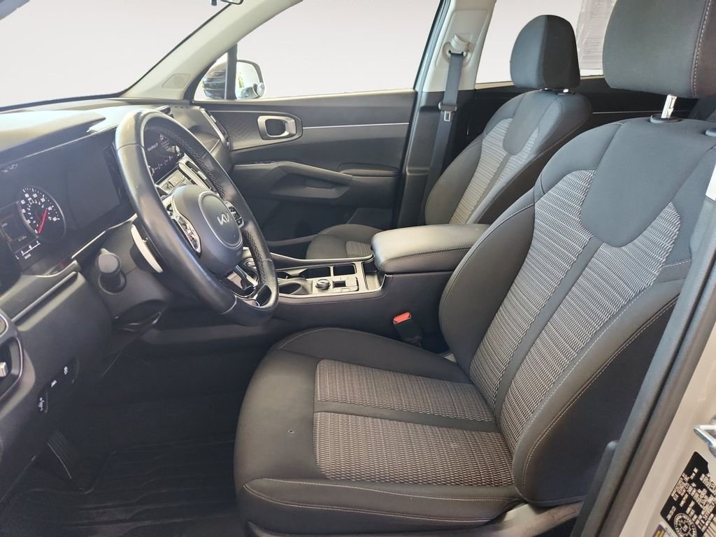 Used 2023  Kia LX image 11