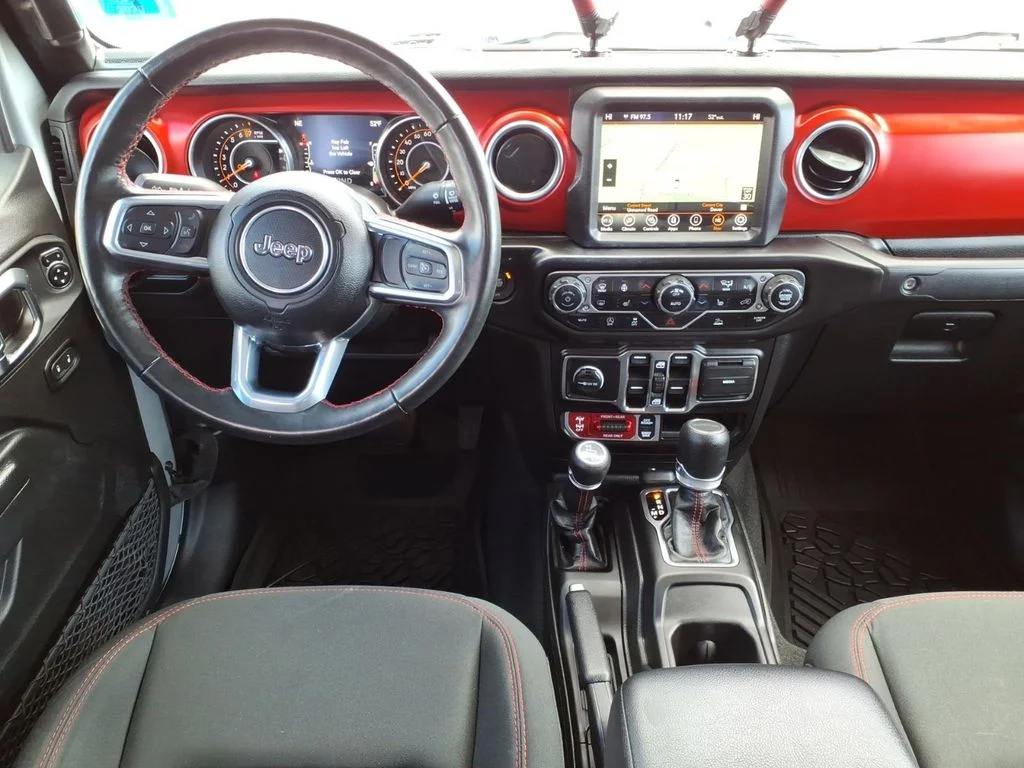 Used 2023 Silver Jeep Rubicon image 11