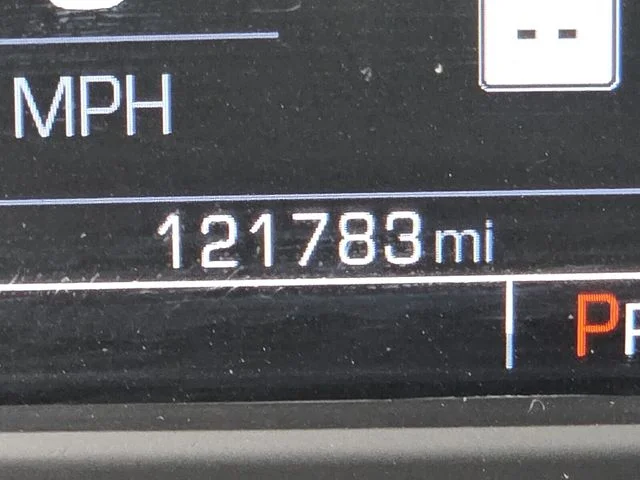 Used 2017 Silver GMC SLT image 24