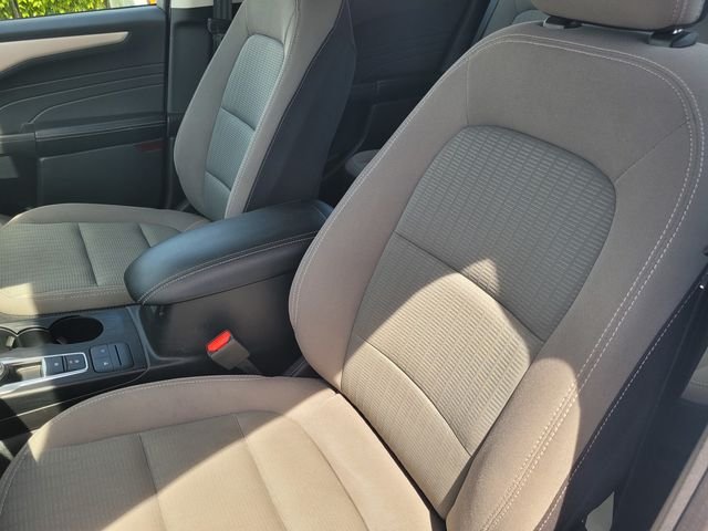 Used 2021 White Ford S image 13