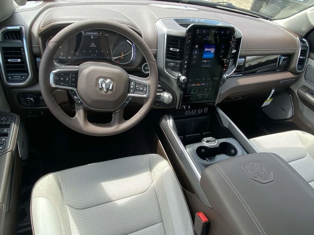 New 2026 Bright White Clear-Coat Exterior Paint RAM Laramie image 11