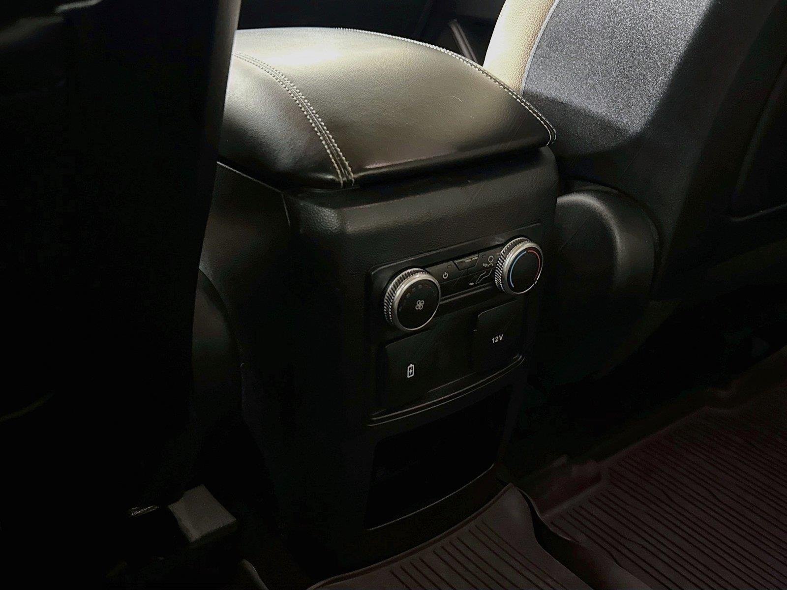 Used 2020 Star White Metallic Tri-Coat Ford XLT image 33