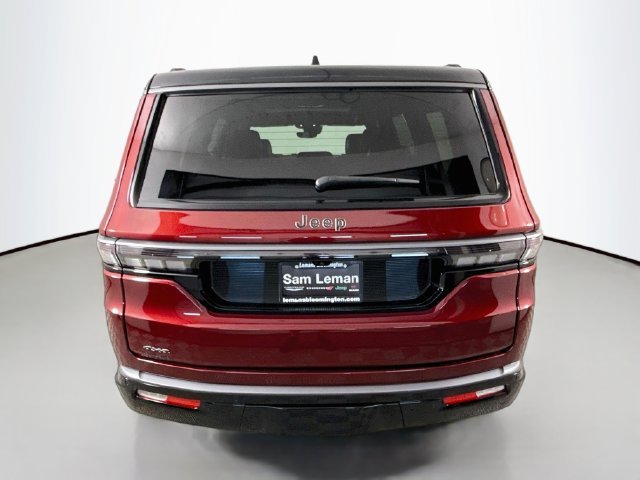 New 2026 Velvet Red Pearl-Coat Exterior Paint Jeep Upland image 6