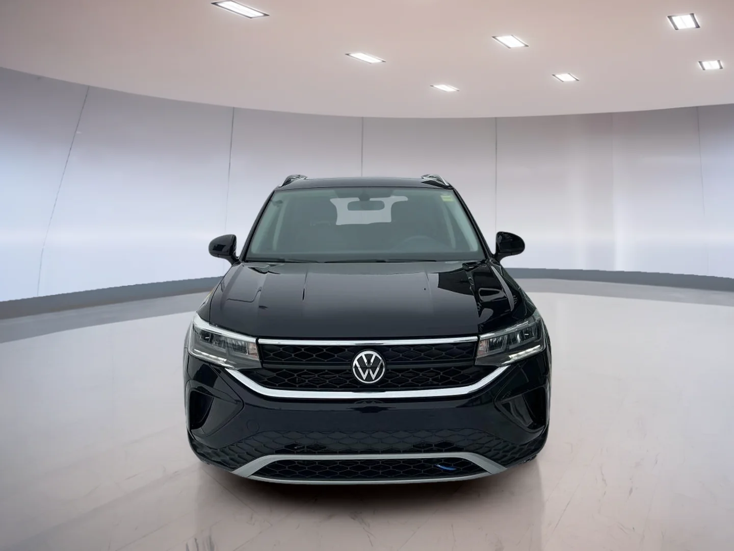 Used 2022 Grey Volkswagen Comfortline image 2