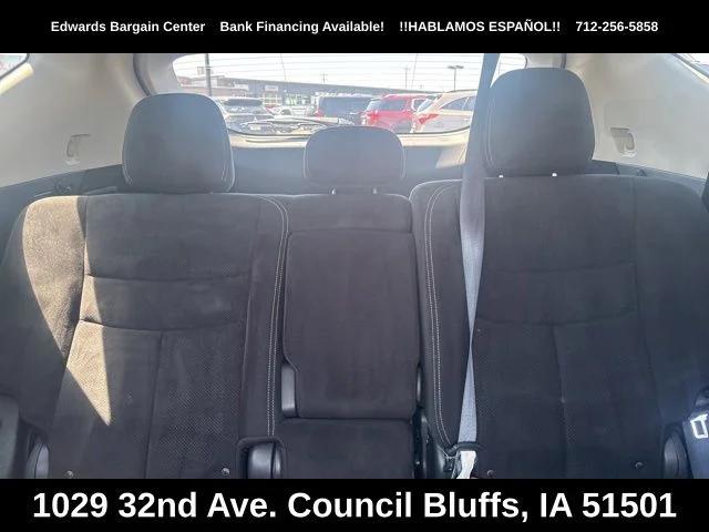 Used 2016 Gray Nissan S image 18