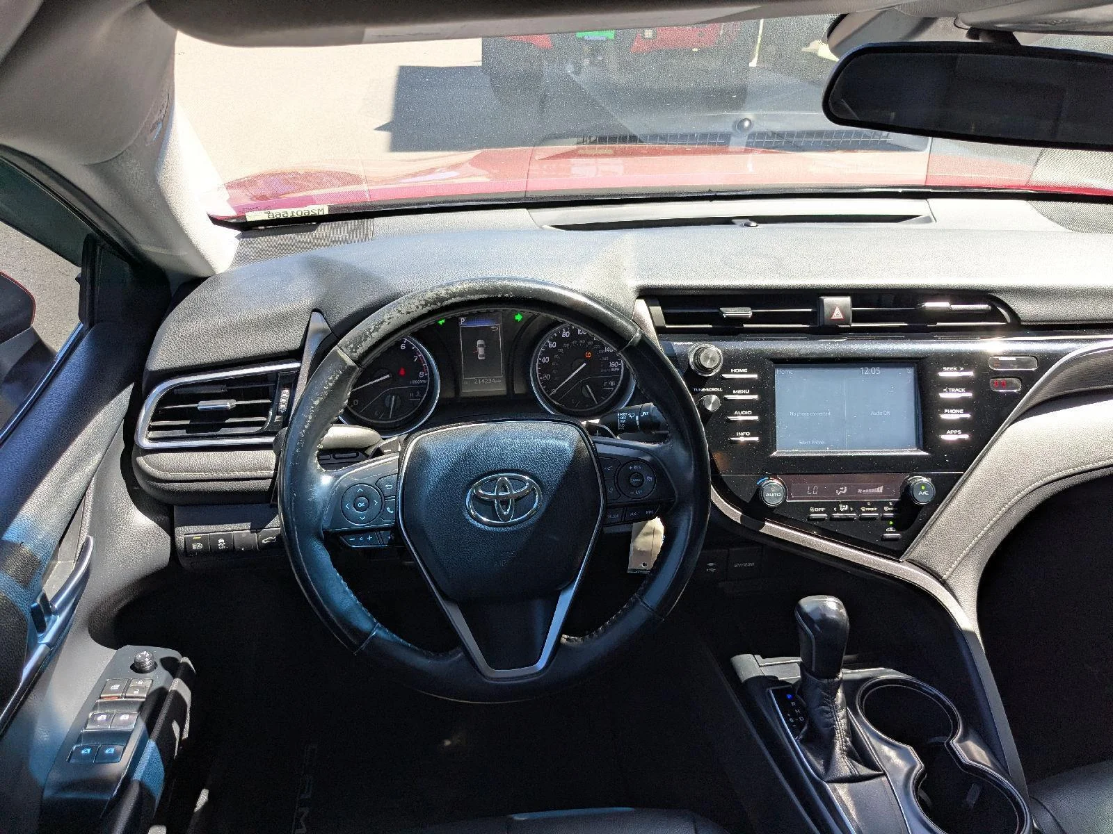 2018 Toyota Camry SE - Photo 14