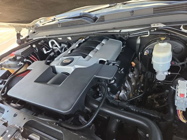 Used 2020 White Cadillac Luxury image 31