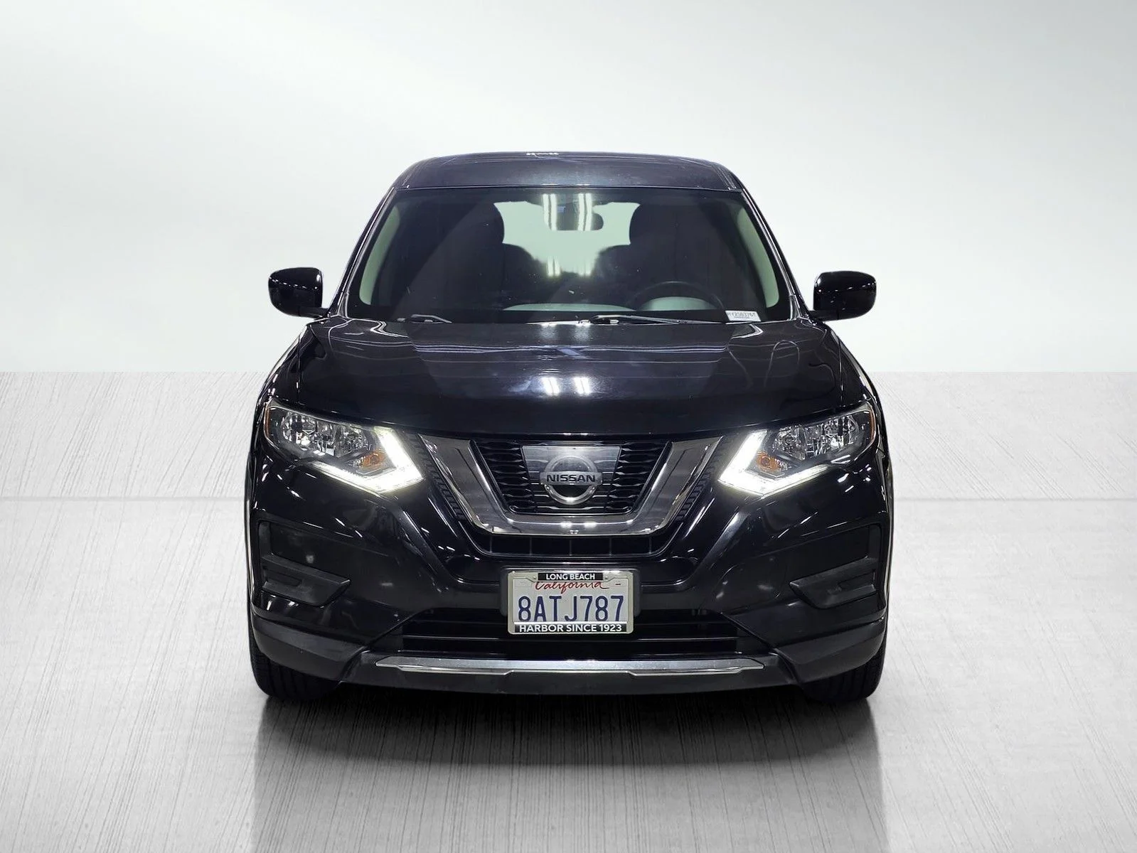 Used 2017 Nissan Rogue S with VIN 5N1AT2MT8HC891706 for sale in Long Beach, CA
