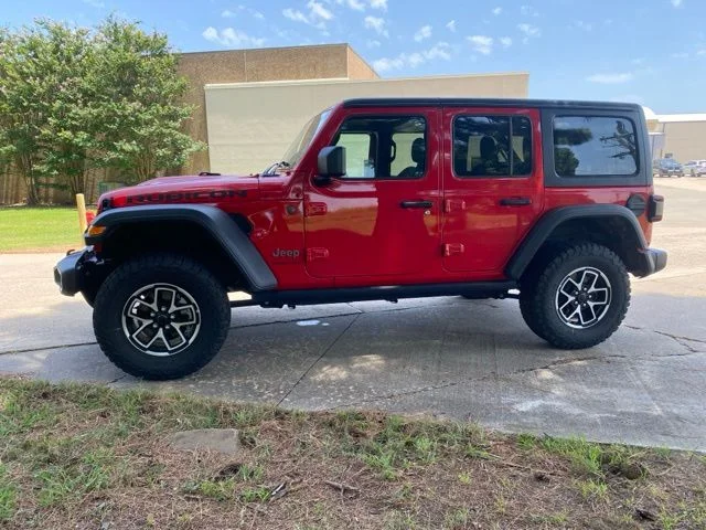Used 2026 Red Jeep Rubicon image 5