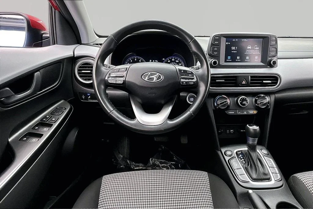 Certified Used 2021 Pulse Red Hyundai SEL image 5