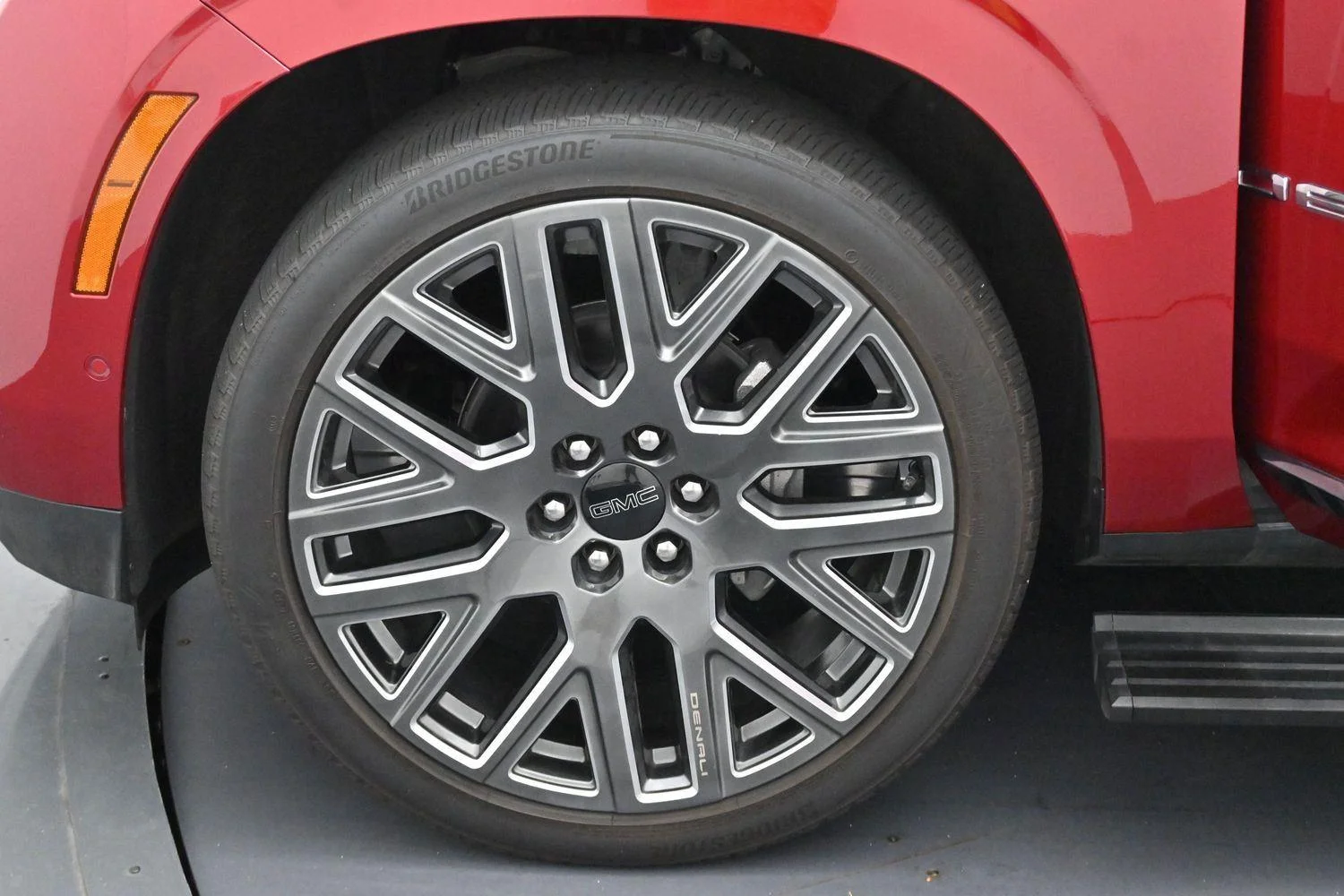 Used 2025 Volcanic Red Tintcoat GMC Denali Ultimate image 46