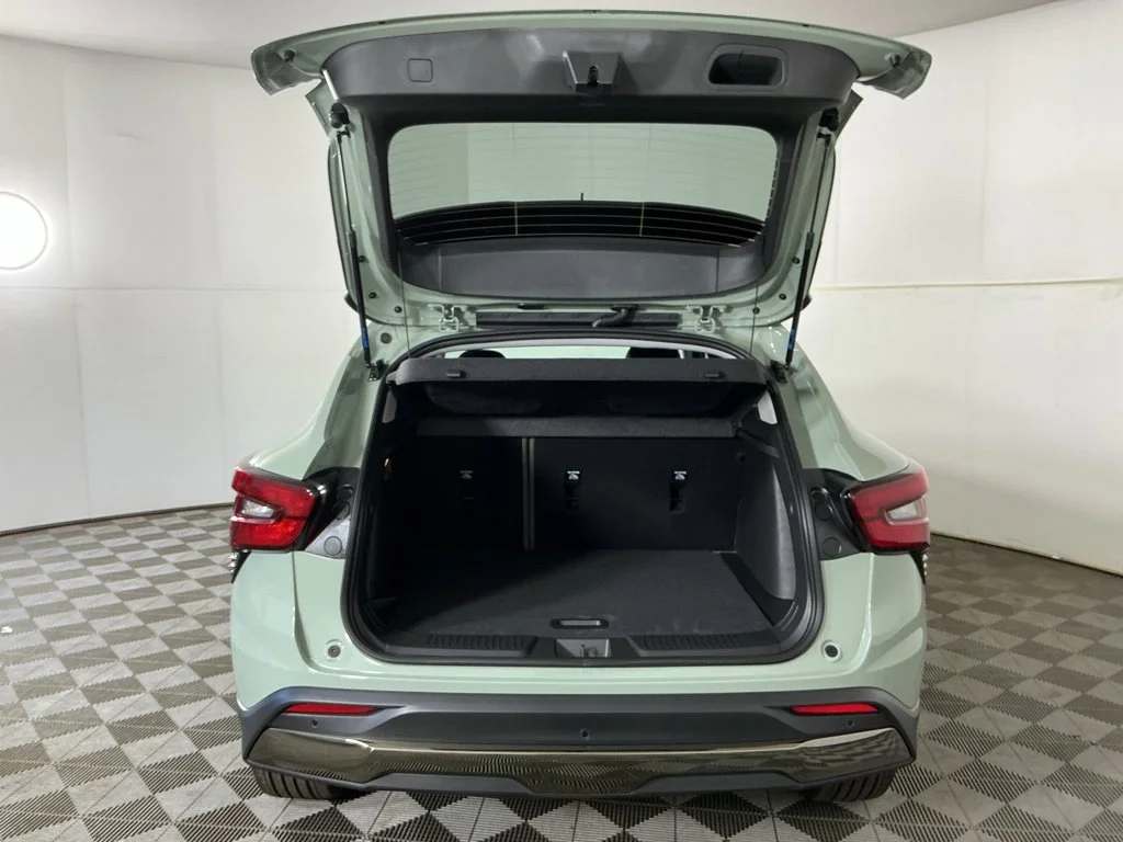 New 2026 Green Chevrolet ACTIV image 9