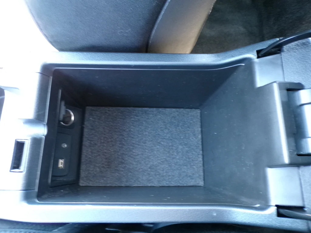 Used 2013 Twighlight Blue Metallic Subaru 2.5i Premium image 22