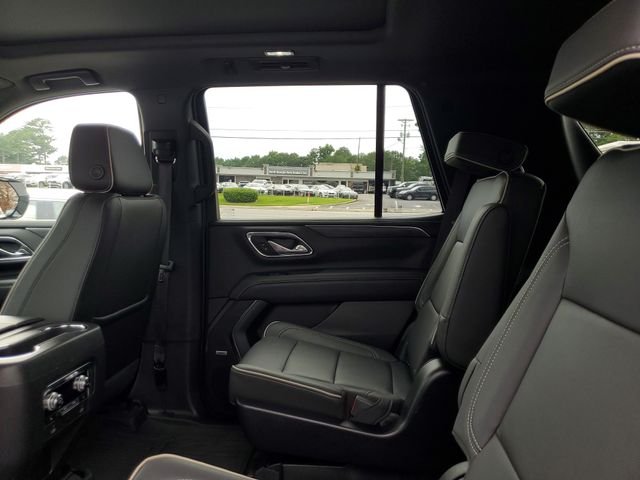 Used 2023 White GMC SLT image 10