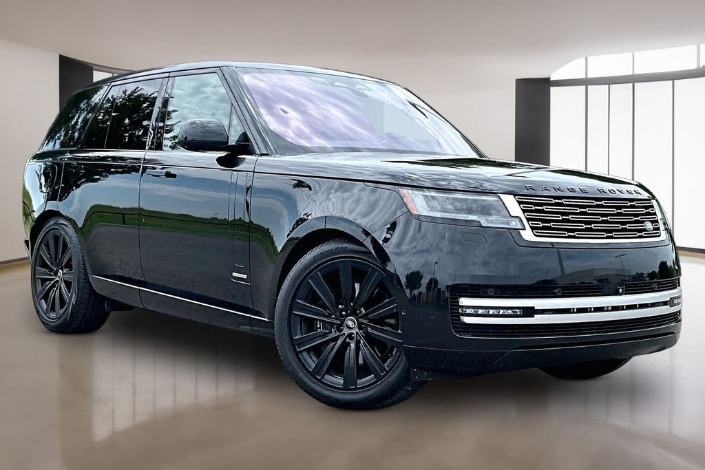 Used 2023 Black Land Rover Autobiography image 11