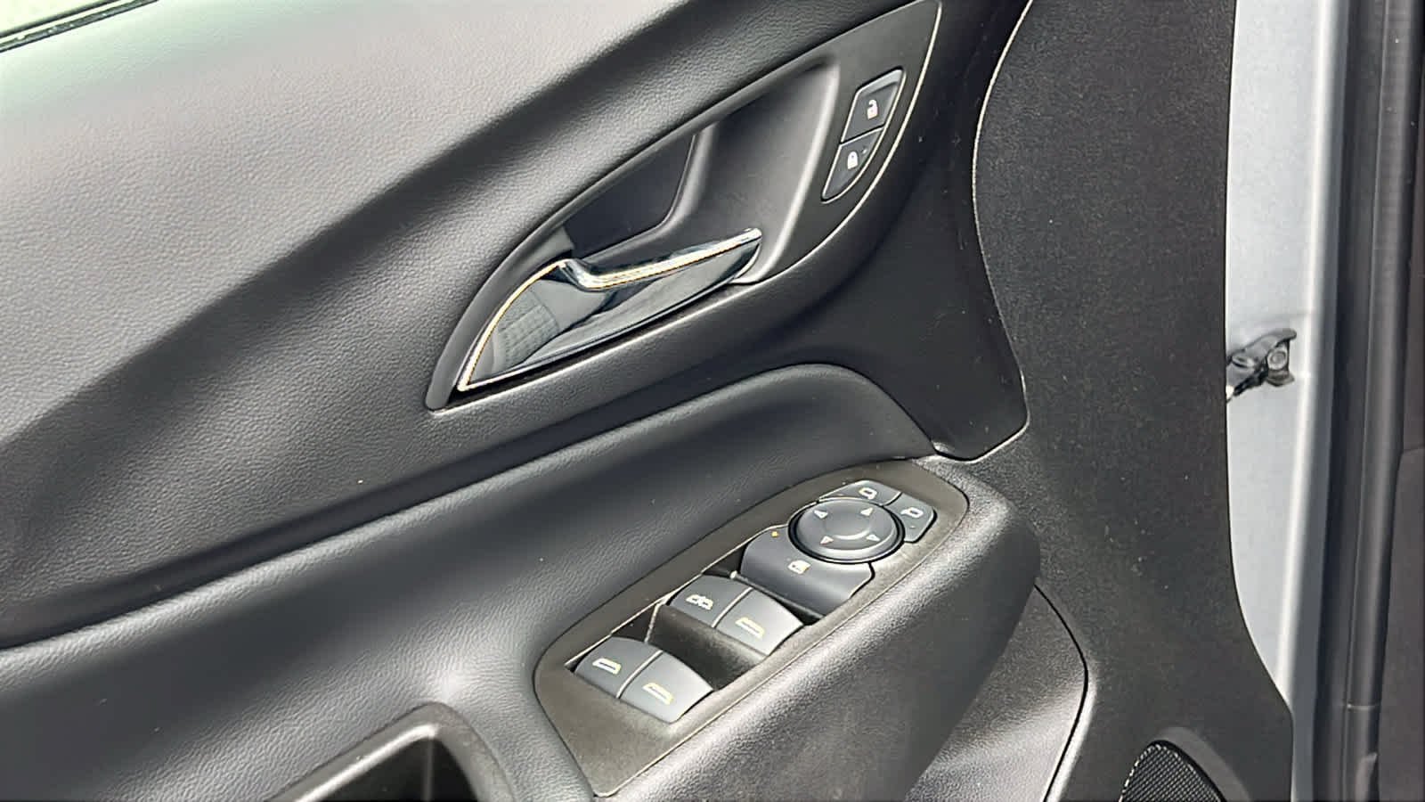 Used 2024 Sterling Gray Metallic Chevrolet LT image 22