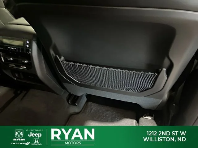 New 2026 White/off-white Jeep Laredo image 44