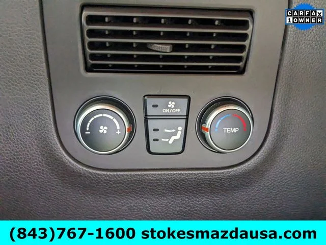 Used 2014 White Hyundai Limited image 17