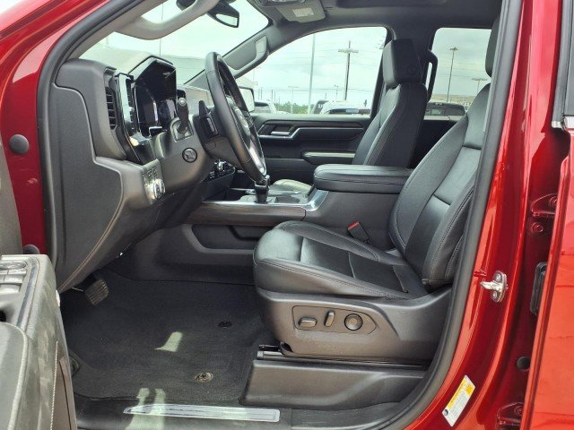 2023 GMC Sierra 1500 SLT - Photo 13