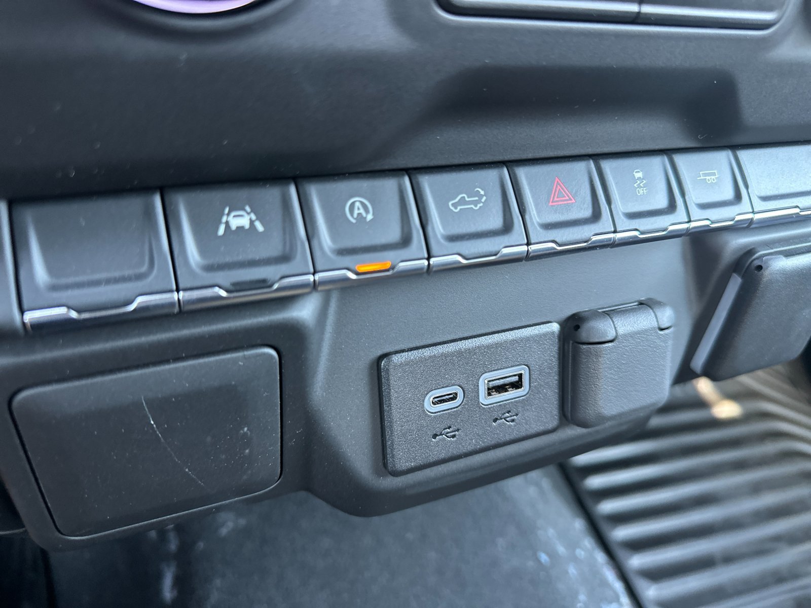 2026 Chevrolet Silverado 1500 Custom - Photo 24