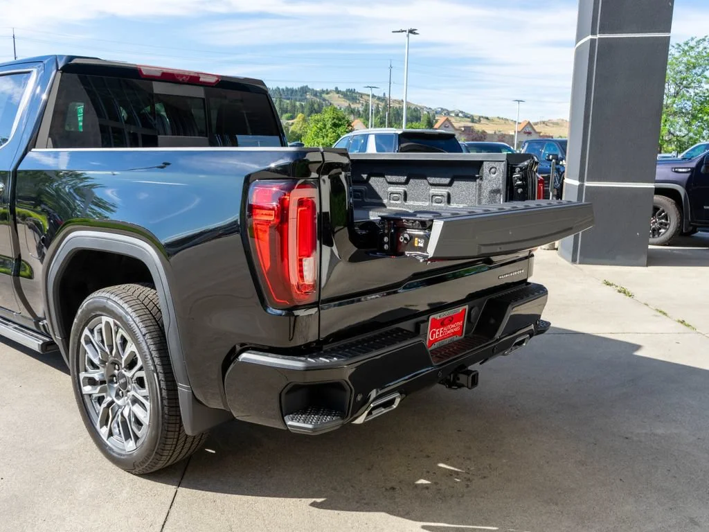 New 2026 Onyx Black GMC Denali Ultimate image 33