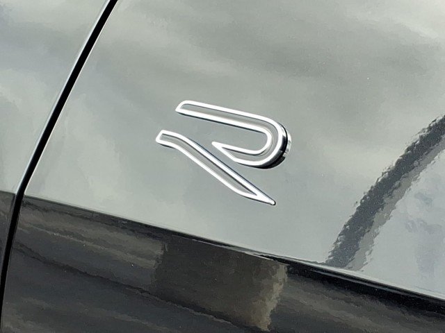 New 2026 Deep Black Pearl Volkswagen SE R-Line Black 4Motion image 13