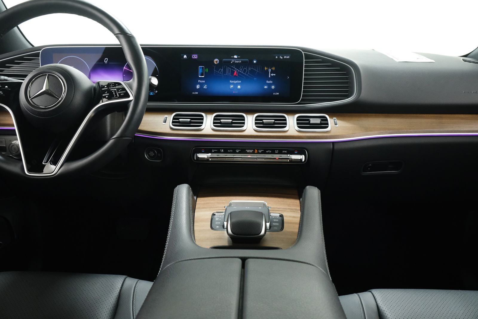 Used 2024 Obsidian Black Metallic Mercedes-Benz GLE 450 image 9