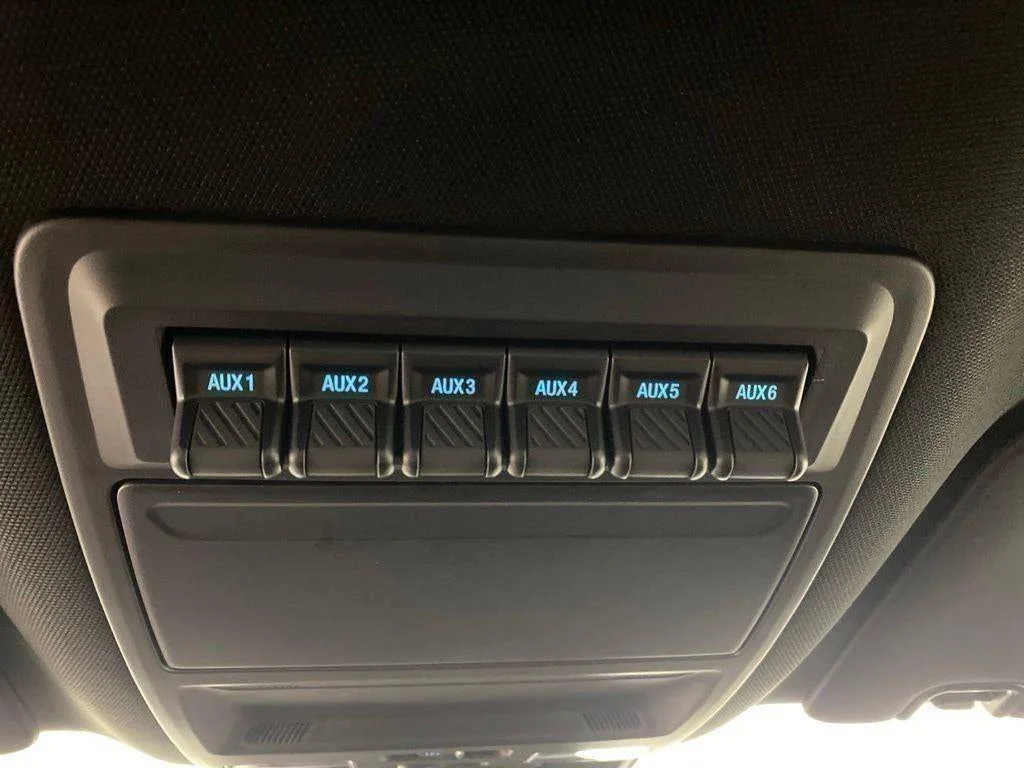Used 2025 Oxford White Ford Raptor image 41