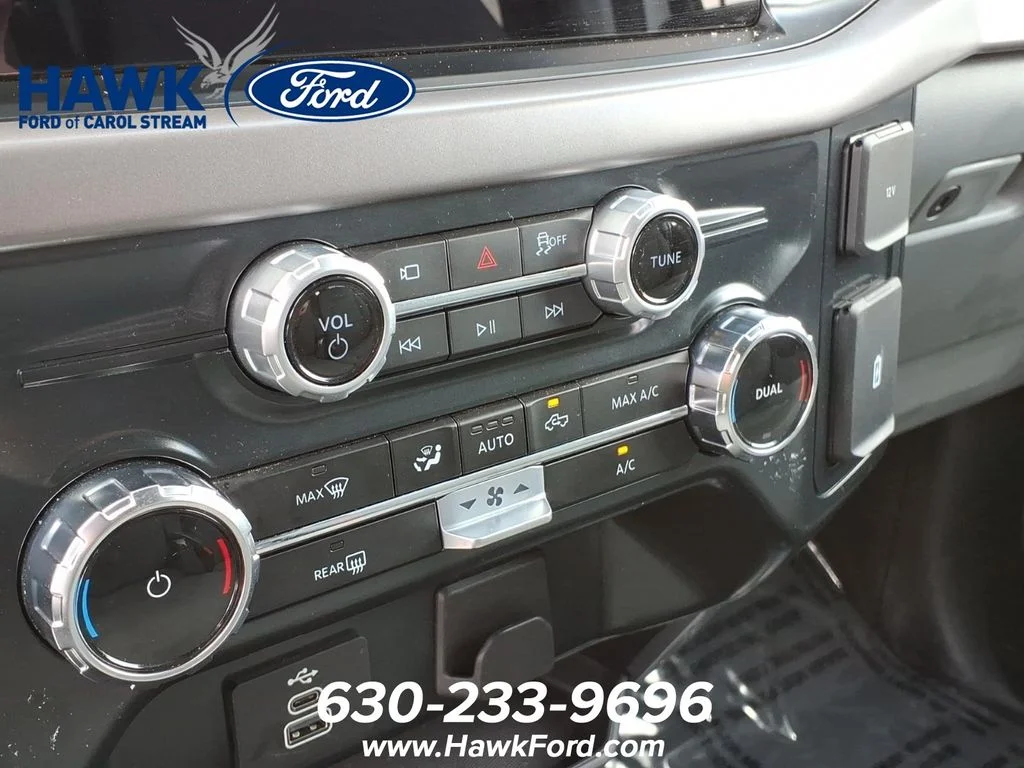 Certified Used 2025 Oxford White Ford XLT image 11