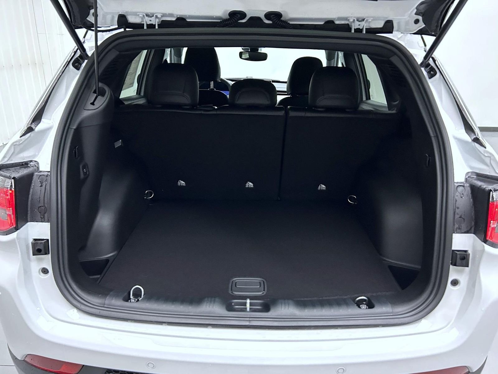 New 2026 Bright White Clearcoat Jeep Limited image 21
