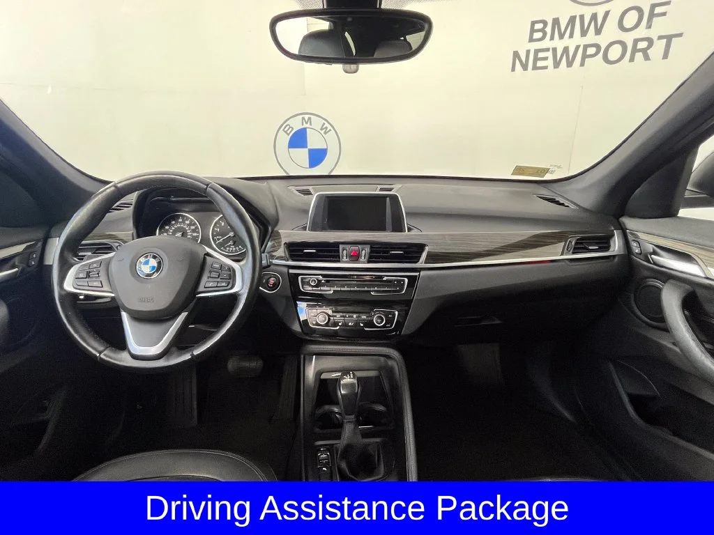 Used 2017 Black Sapphire Metallic BMW xDrive28i image 4