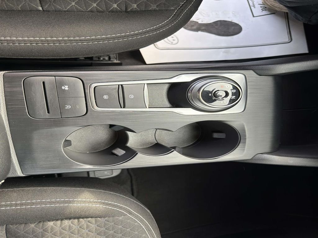 Used 2025 Silver Ford Active image 26