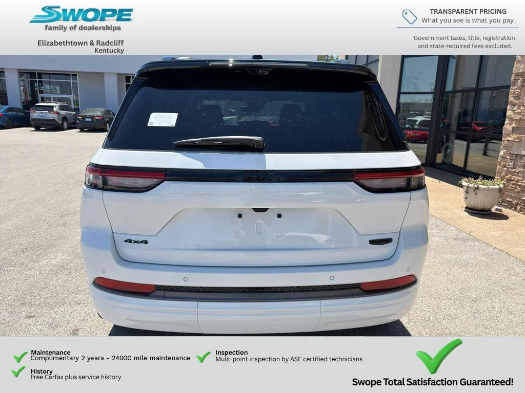 New 2026 Bright White Clear-Coat Exterior Paint Jeep Summit image 29