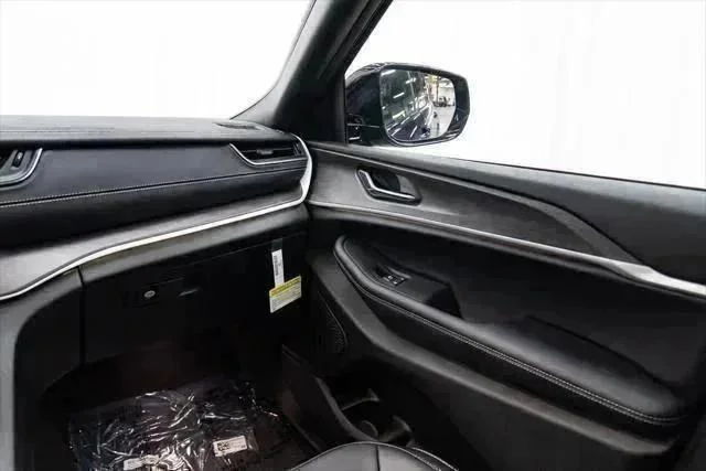 2025 Jeep Grand Cherokee Limited - Photo 11