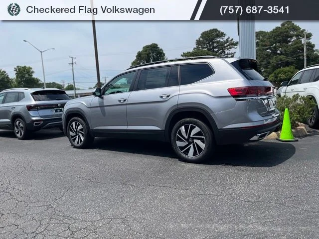 New 2026 Silver Volkswagen 2.0T SE w/Technology image 6