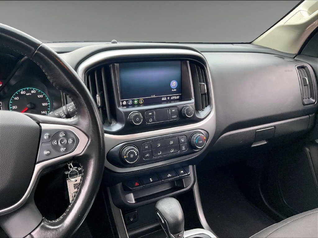Used 2022 Black Chevrolet LT image 18