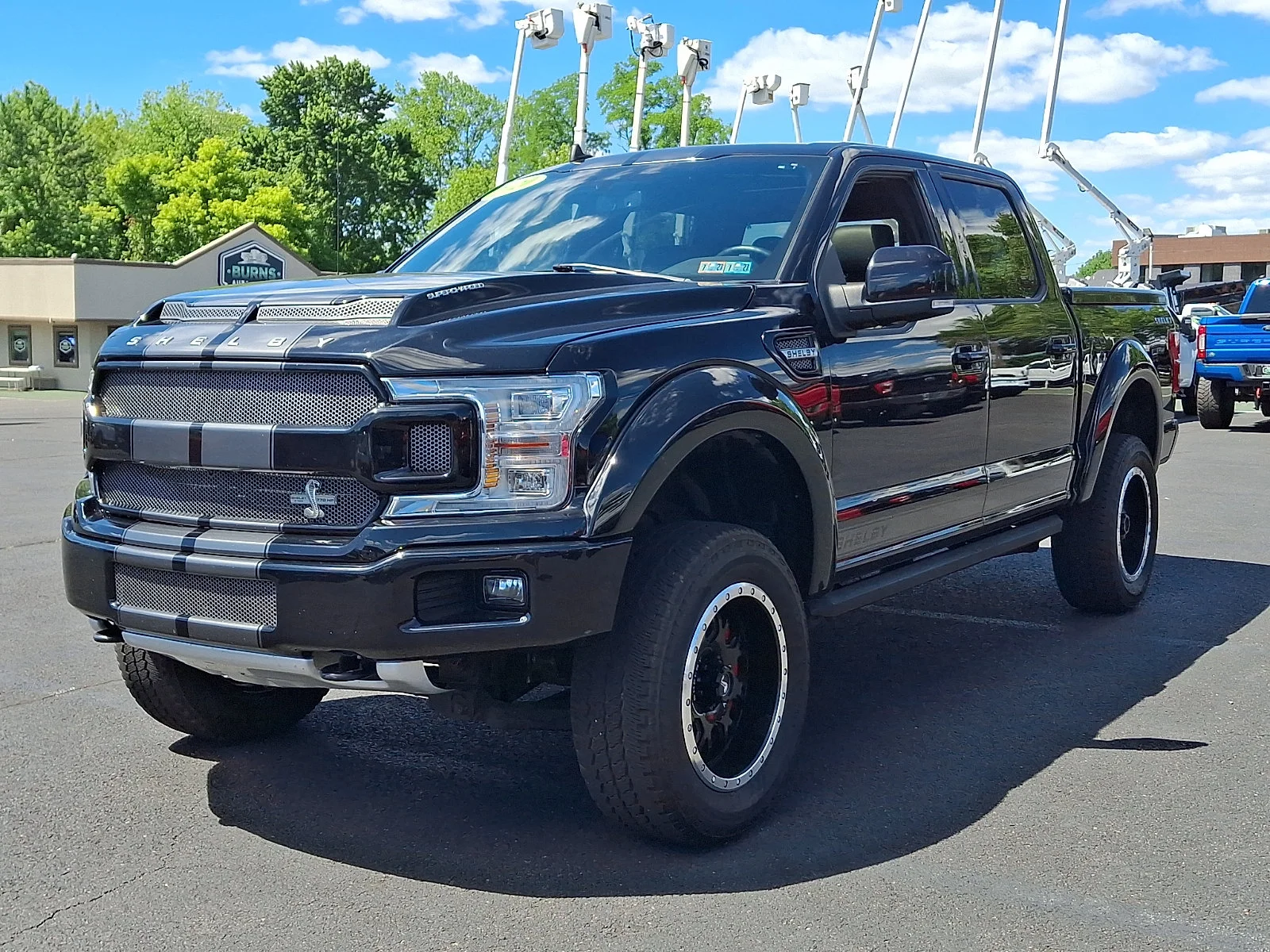 Used 2020 Agate Black Metallic Ford LARIAT image 4