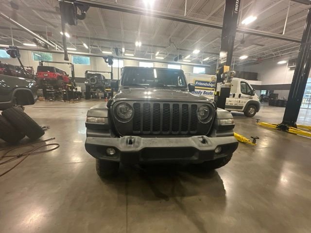 Used 2020 Gray Jeep Sport image 30