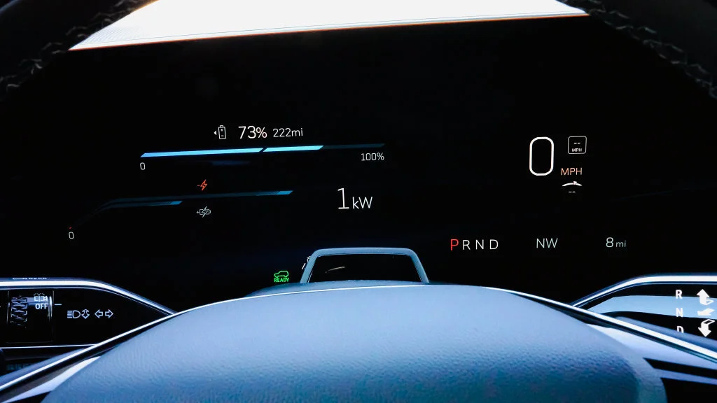 2027 Cadillac OPTIQ Luxury - Photo 16