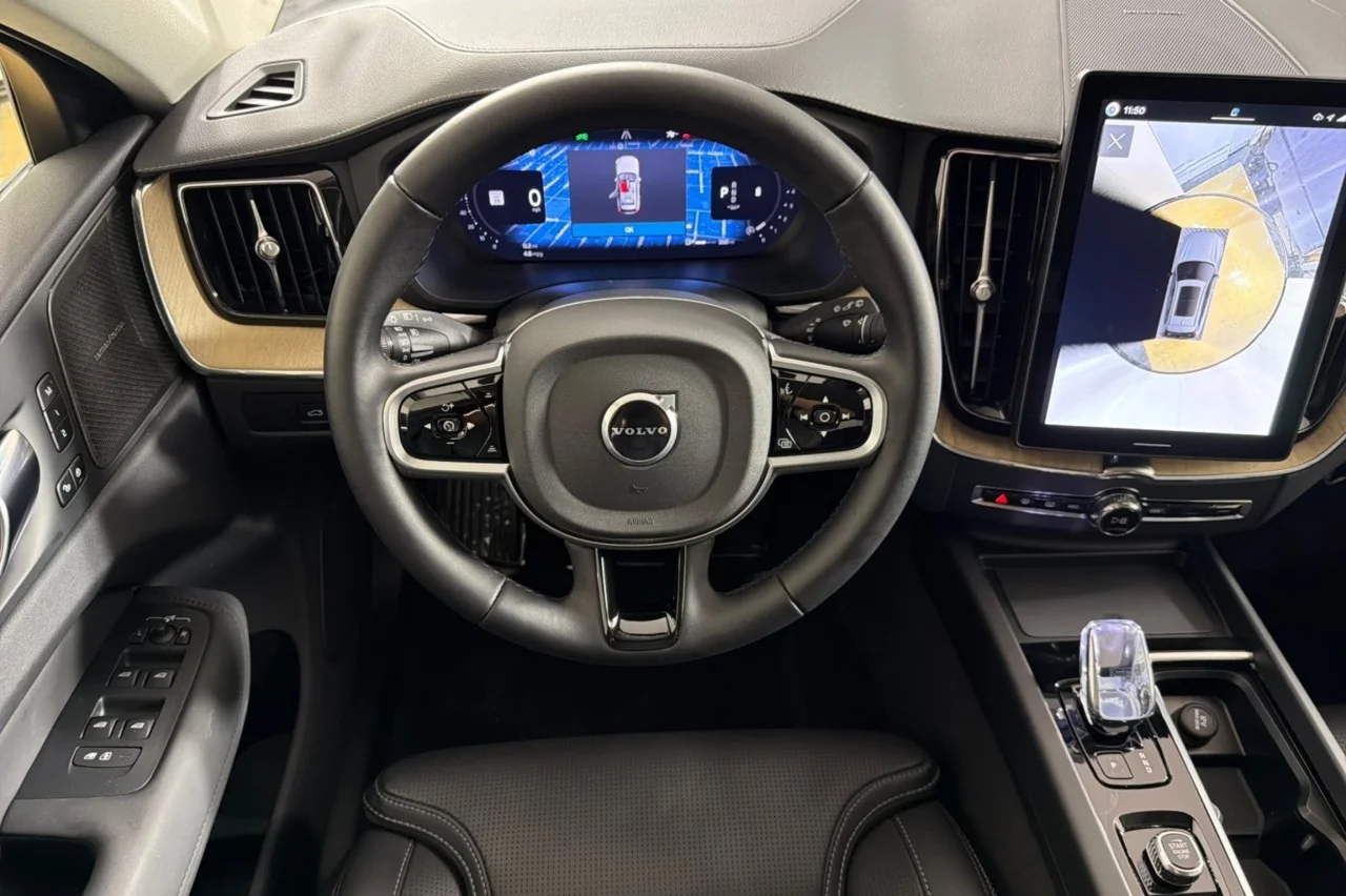 Used 2026 BLACK Volvo Ultra image 13