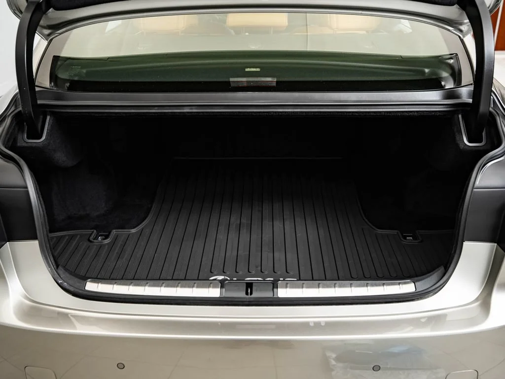 Used 2023 Atomic Silver Lexus 500 image 20