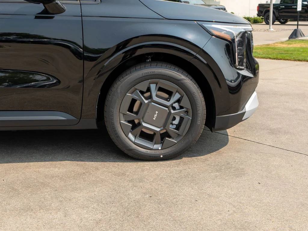 New 2026 Aurora Black Pearl Kia EX image 35