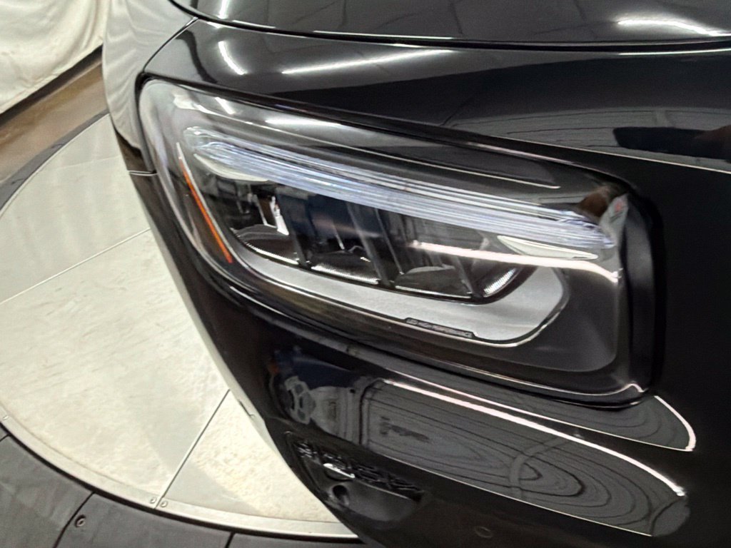 New 2026 Night Black Mercedes-Benz GLB 250 image 43