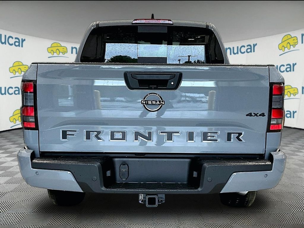 2026 Nissan Frontier — photo 4