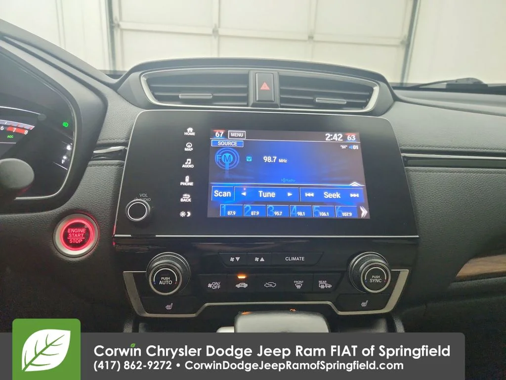 Used 2018 White Honda Touring image 24