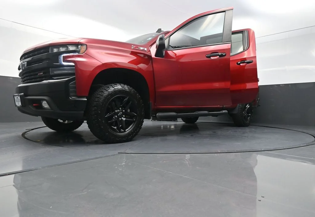 Used 2021  Chevrolet LT Trail Boss image 34